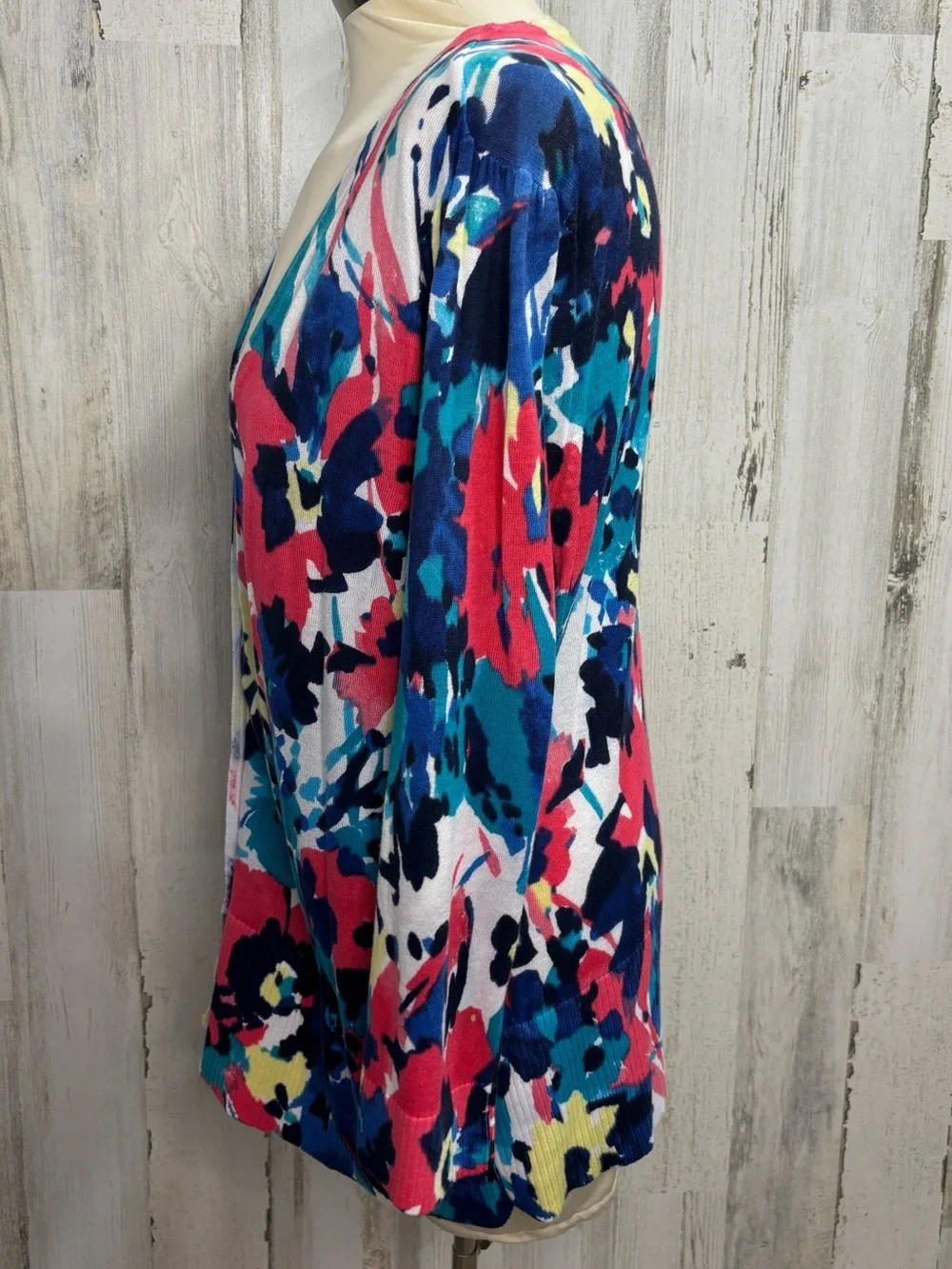 Lane Bryant Vibrant Colorful Abstract Floral Print V-Neck Button Front Cardigan